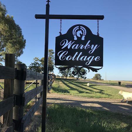 Warby Cottage Wangaratta Extérieur photo